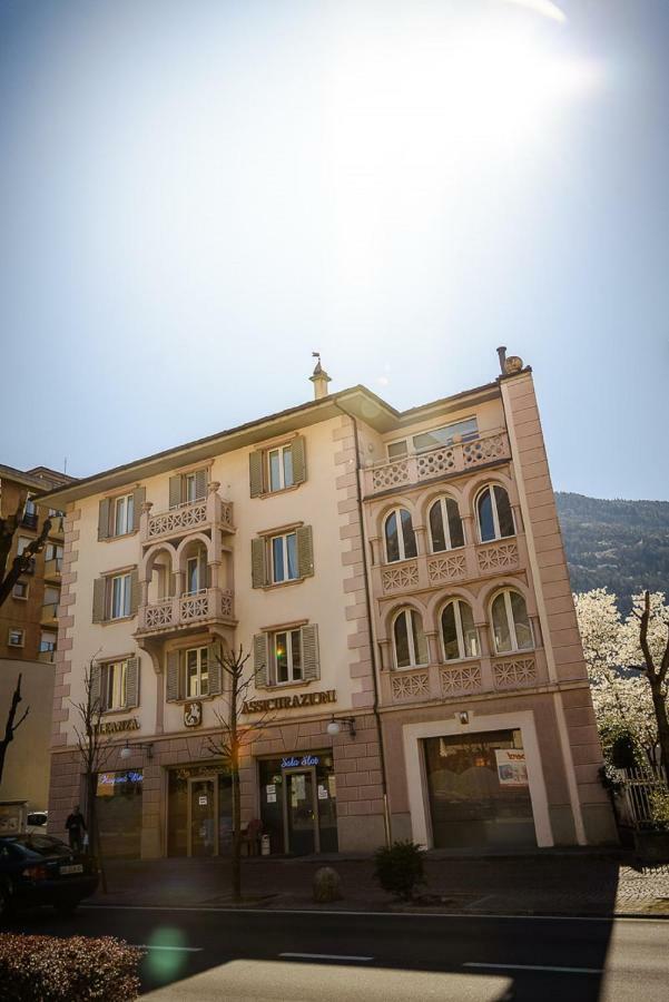 Bed And Breakfast Sweet Home Tirano Kültér fotó