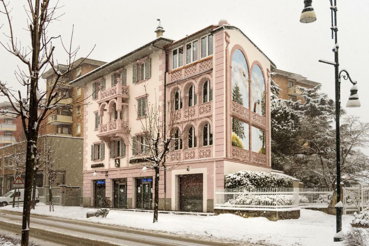 Bed And Breakfast Sweet Home Tirano Kültér fotó